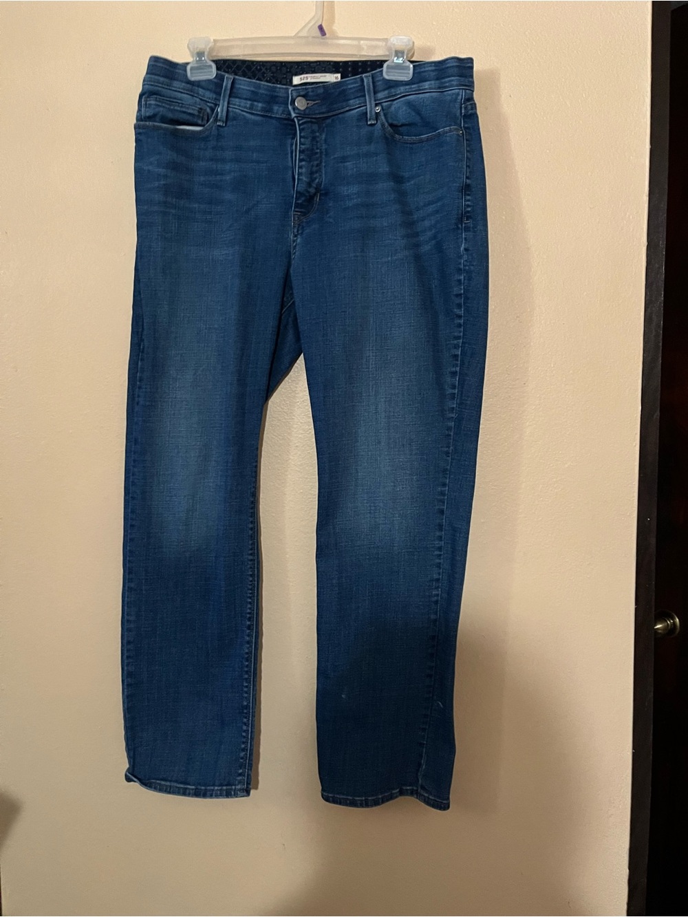 Levi's 525 Perfect Waist Straight Jeans Size 16 Medium Wash